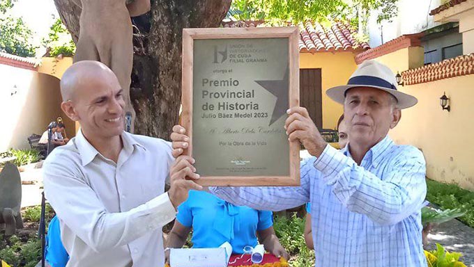 Festejan día del historiador