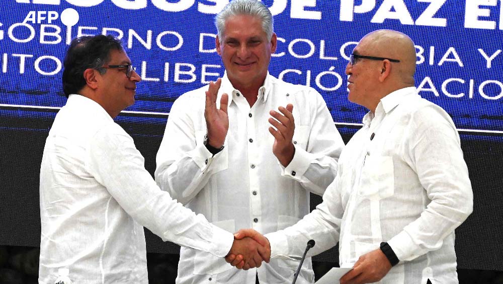 Pide Díaz-Canel a los colombianos ponerle corazón a la paz Pide Díaz-Canel a los colombianos ponerle corazón a la paz
