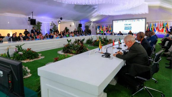 Concertación en la CELAC sobre ciencia, tecnología e innovación Concertación en la CELAC sobre ciencia, tecnología e innovación