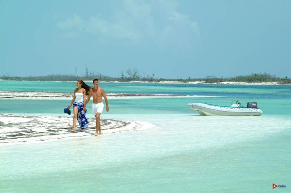 Aerogaviota inició este viernes vuelos a Cayo Largo del Sur Aerogaviota inició este viernes vuelos a Cayo Largo del Sur