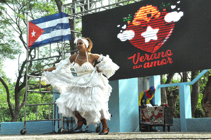 Bienvenida etapa estival en Granma (+ fotos) Bienvenida etapa estival en Granma (+ fotos)
