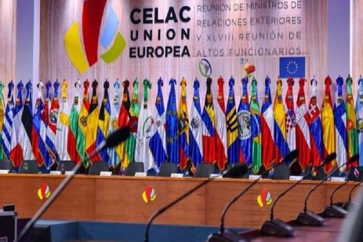 Cumbre CELAC-UE: el posicionamiento latinoamericanista Cumbre CELAC-UE: el posicionamiento latinoamericanista