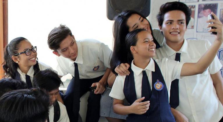 La Unesco llama a la prohibición global de los teléfonos inteligentes en las escuelas La Unesco llama a la prohibición global de los teléfonos inteligentes en las escuelas