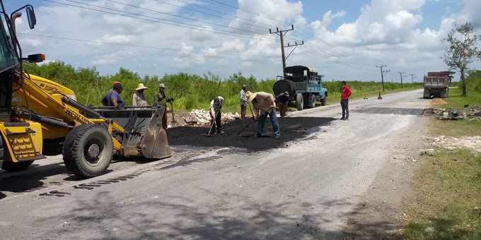 Prosiguen labores en tramos de la red vial afectados por lluvias