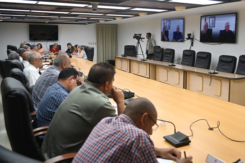 Analiza Consejo de Ministros proceso de bancarización Analiza Consejo de Ministros proceso de bancarización