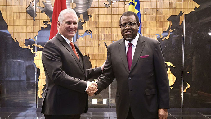 Recibe presidente de Namibia a su homólogo de Cuba Recibe presidente de Namibia a su homólogo de Cuba