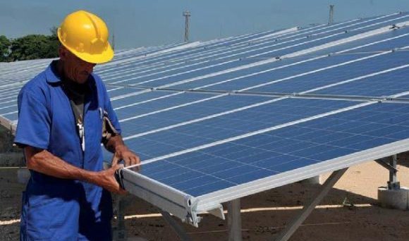 Cuba y China firman memorando para concretar proyecto de energía limpia Cuba y China firman memorando para concretar proyecto de energía limpia