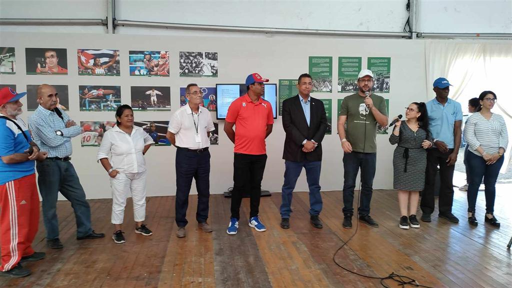 Intensa agenda de delegación de Cuba en Fête de l’Humanité Intensa agenda de delegación de Cuba en Fête de l’Humanité