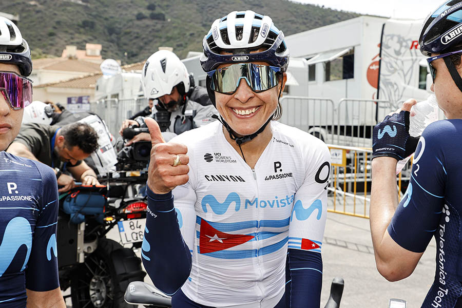 Ciclista cubana Sierra renovó con club español Movistar