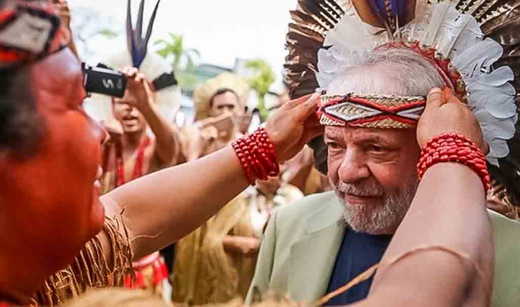 Lula anuncia legitimar demarcaciones de tierras indígenas en Brasil Lula anuncia legitimar demarcaciones de tierras indígenas en Brasil