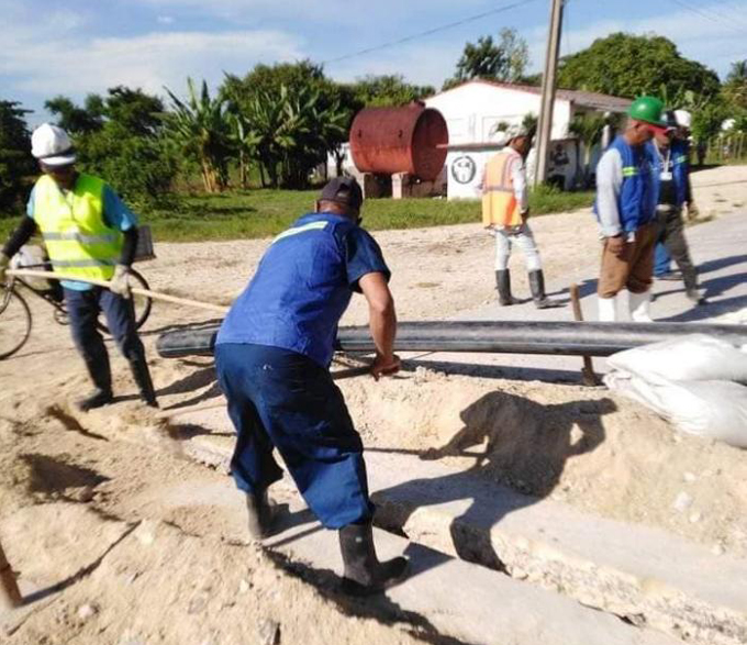 Labores inversionistas para mejorar servicio hidráulico Labores inversionistas para mejorar servicio hidráulico