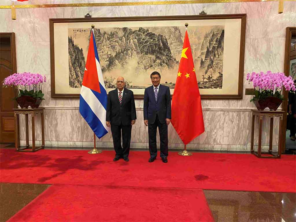 Autoridades de Cuba y China afianzan amistad bilateral Autoridades de Cuba y China afianzan amistad bilateral