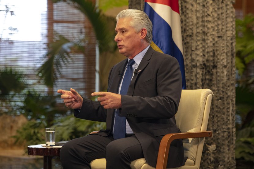 Hoy en la Mesa Redonda, diálogo con el Presidente Díaz-Canel Hoy en la Mesa Redonda, diálogo con el Presidente Díaz-Canel