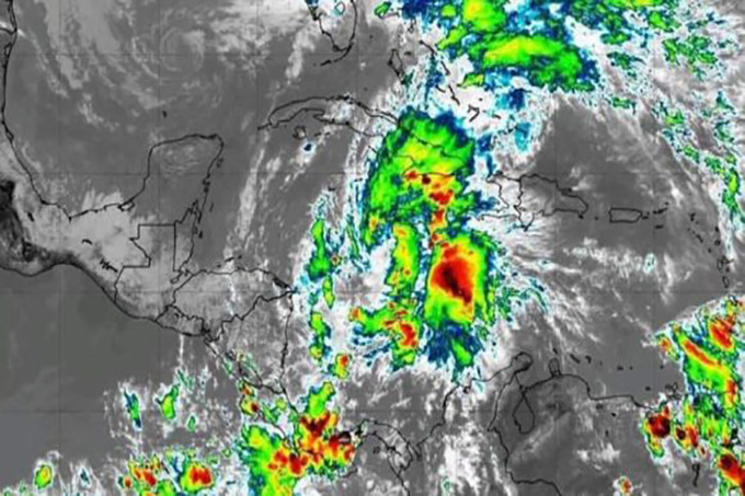 Decretan Fase de Alerta por lluvias intensas en oriente cubano Decretan Fase de Alerta por lluvias intensas en oriente cubano