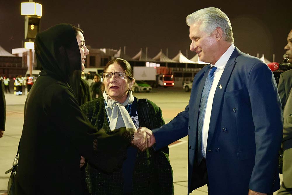 Llegó el Presidente cubano a Emiratos Árabes Unidos