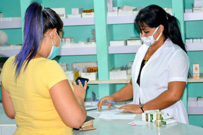 Fortalecen los farmacéuticos granmenses nexos de trabajo en el ámbito empresarial