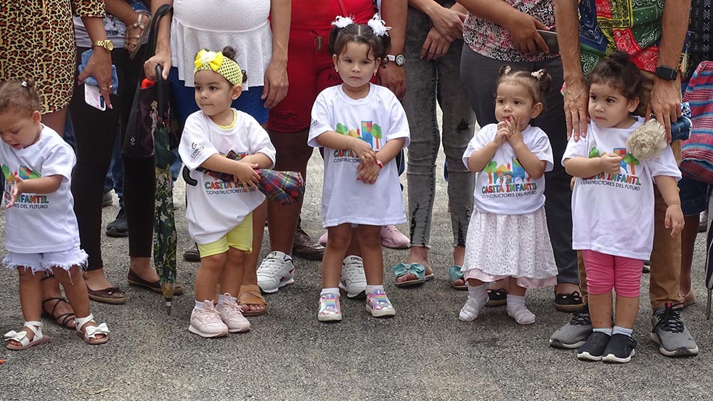 Abre sector de construcción casita infantil número 19 en Granma Abre sector de construcción casita infantil número 19 en Granma