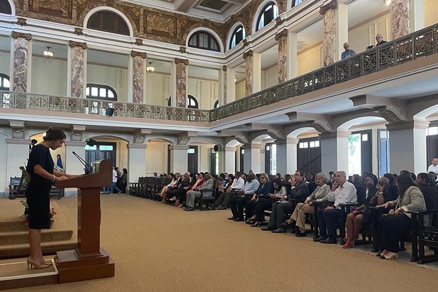 Asiste Valdés Mesa a Congreso de Derechos Humanos