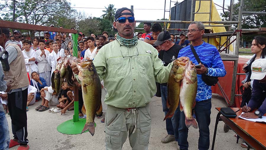 Ganó Delvis Pérez XIV Campeonato de Pesca de la Trucha Ganó Delvis Pérez XIV Campeonato de Pesca de la Trucha