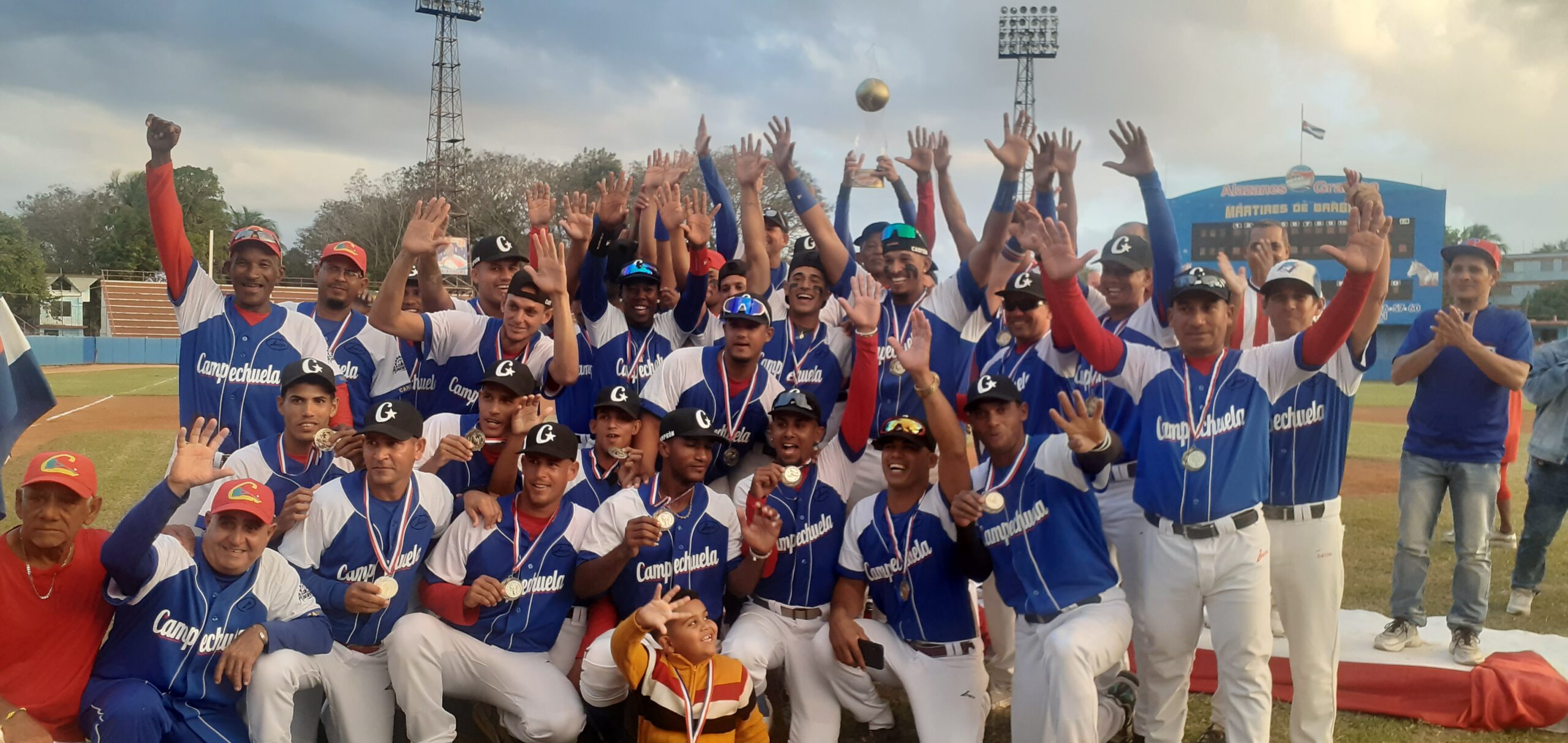 Campechuela “molió” su onceno título del béisbol granmense Campechuela “molió” su onceno título del béisbol granmense