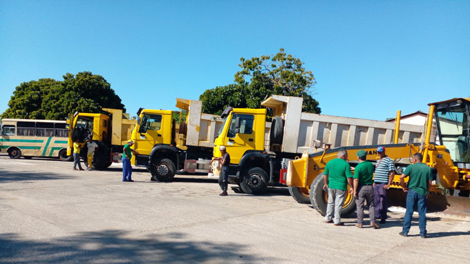 Recuperan equipos automotores en UEB de Desmonte y Construcción Recuperan equipos automotores en UEB de Desmonte y Construcción
