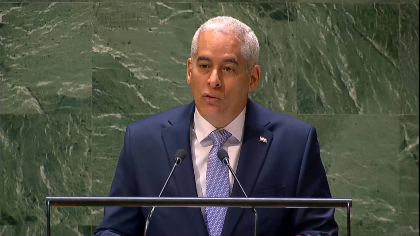 Cuba pide cese al fuego inmediato para detener genocidio en Gaza Cuba pide cese al fuego inmediato para detener genocidio en Gaza
