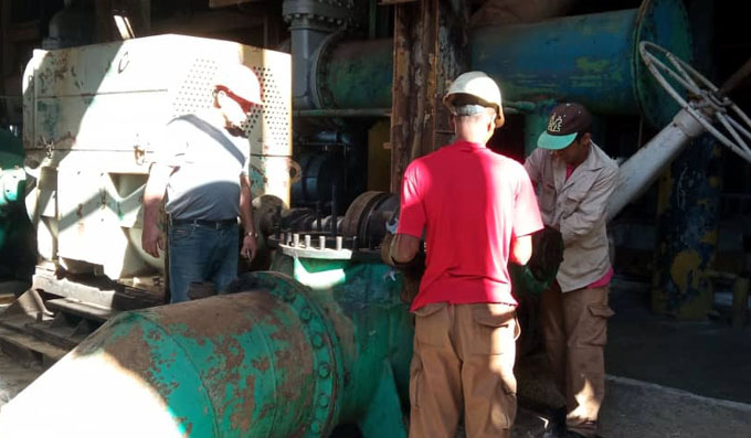 Aprestan industria azucarera en Bartolomé Masó para proceso de obtención de melaza Aprestan industria azucarera en Bartolomé Masó para proceso de obtención de melaza