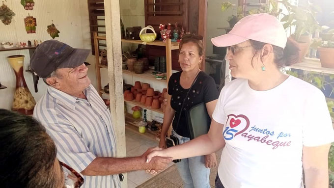 Centra economía territorial debates de parlamentarios cubanos en Bartolomé Masó Centra economía territorial debates de parlamentarios cubanos en Bartolomé Masó