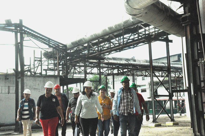 Zafra azucarera: convocan a más control, exigencia y disciplina tecnológica en Granma Zafra azucarera: convocan a más control, exigencia y disciplina tecnológica en Granma