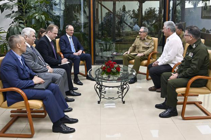 Recibió Raúl Castro a secretario de Consejo de Seguridad de Rusia Recibió Raúl Castro a secretario de Consejo de Seguridad de Rusia