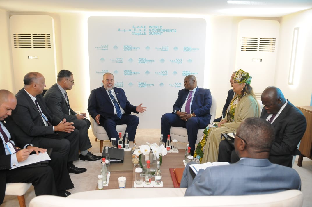 Primer ministro de Cuba continúa intenso programa de trabajo en Dubai