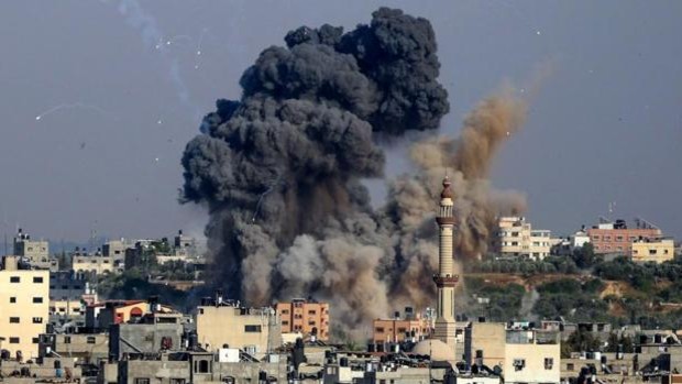 Israel bombardea las principales ciudades de la Franja de Gaza Israel bombardea las principales ciudades de la Franja de Gaza