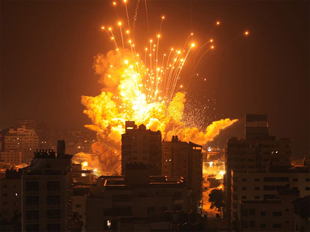 Ejército israelí atacó las principales ciudades de Gaza Ejército israelí atacó las principales ciudades de Gaza