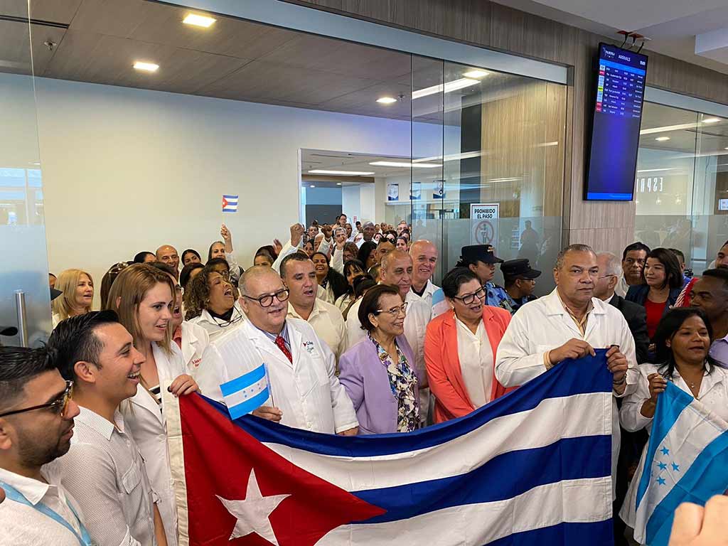 En Honduras brigada médica cubana para fortalecer sistema de salud (+Foto) En Honduras brigada médica cubana para fortalecer sistema de salud (+Foto)