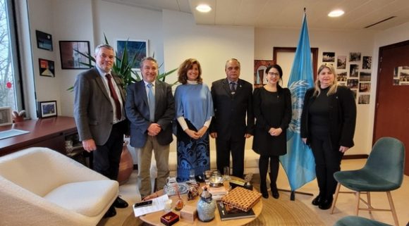 Intercambia Presidente del Inder con directivos de la Unesco Intercambia Presidente del Inder con directivos de la Unesco