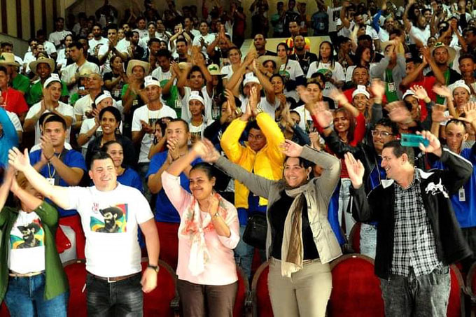Expresan confianza en la juventud como continuidad del Partido Expresan confianza en la juventud como continuidad del Partido