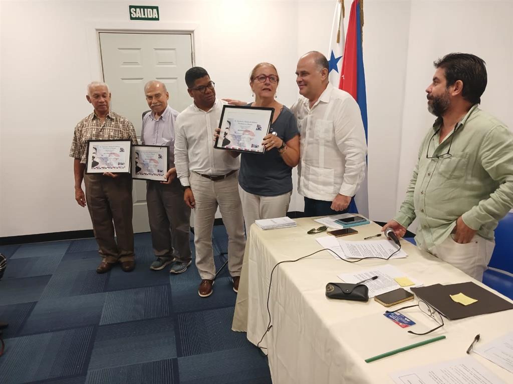 Residentes cubanos en Panamá comprometidos con futuro de la nación (+Fotos)