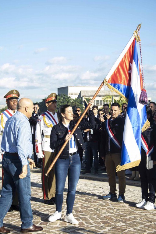Abanderan delegación cubana que participará en Festival Mundial de la Juventud en Rusia (+ Fotos) Abanderan delegación cubana que participará en Festival Mundial de la Juventud en Rusia (+ Fotos)