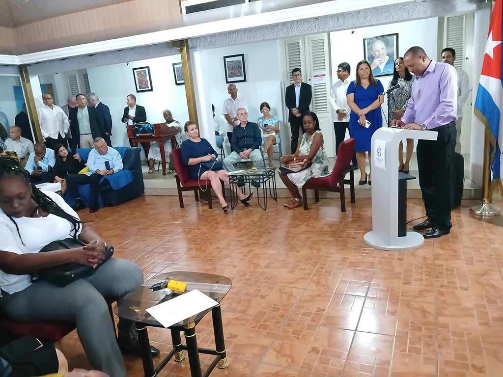 Empresarios panameños y cubanos impulsan mayor intercambio (+Fotos)