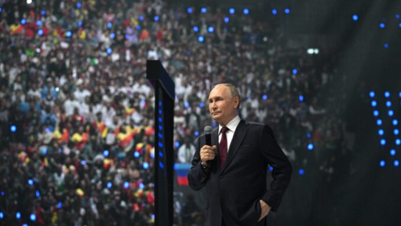 Putin en Festival de la Juventud: Rusia siempre estará abierta a jóvenes de diferentes países Putin en Festival de la Juventud: Rusia siempre estará abierta a jóvenes de diferentes países