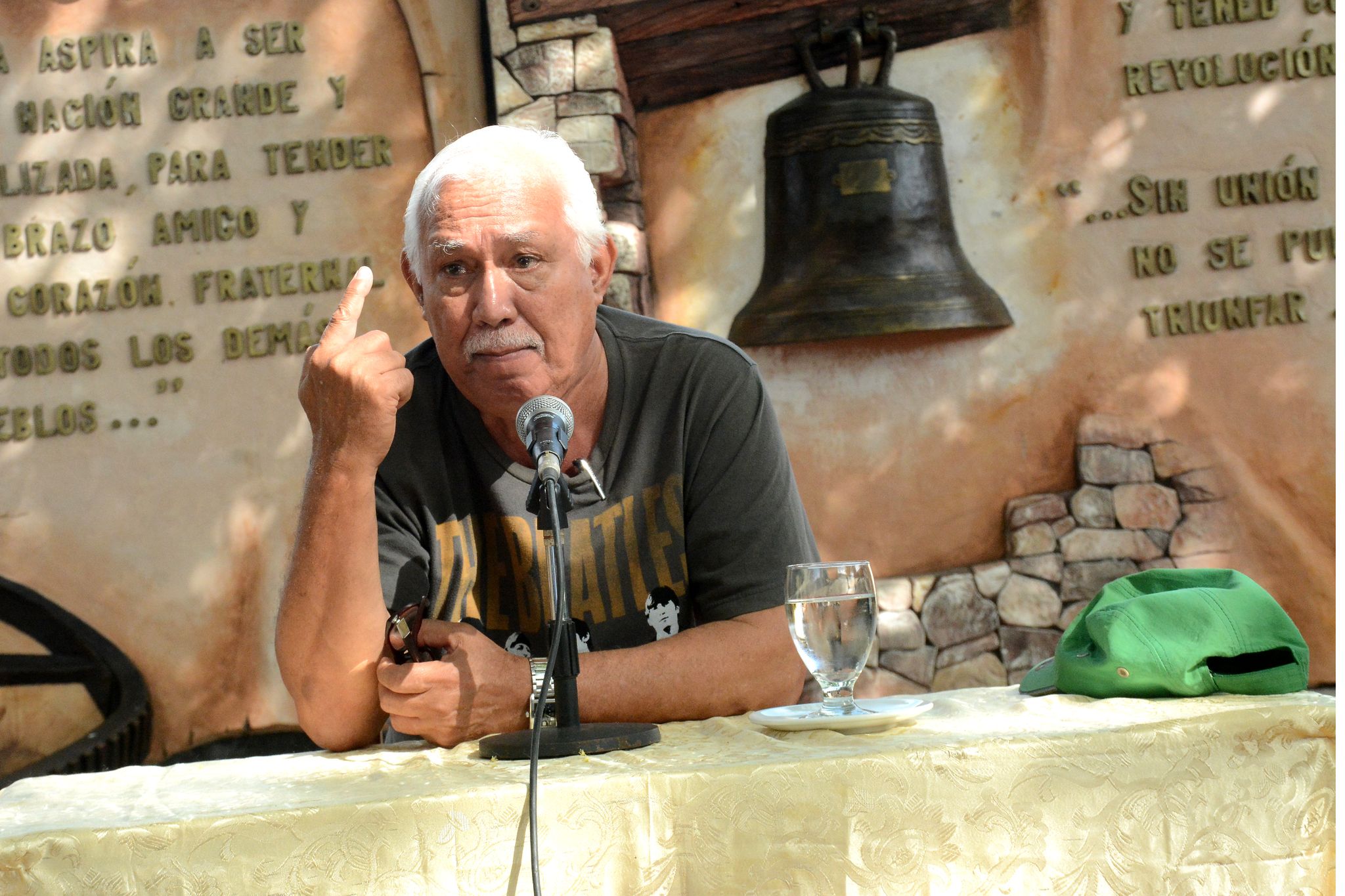 El reto de contar, según López Sacha El reto de contar, según López Sacha