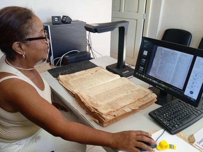 Nueva tecnología agiliza proceso de digitalización de registros Nueva tecnología agiliza proceso de digitalización de registros
