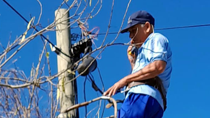 Reconocen a trabajadores que culminan vida laboral en sector de las telecomunicaciones Reconocen a trabajadores que culminan vida laboral en sector de las telecomunicaciones