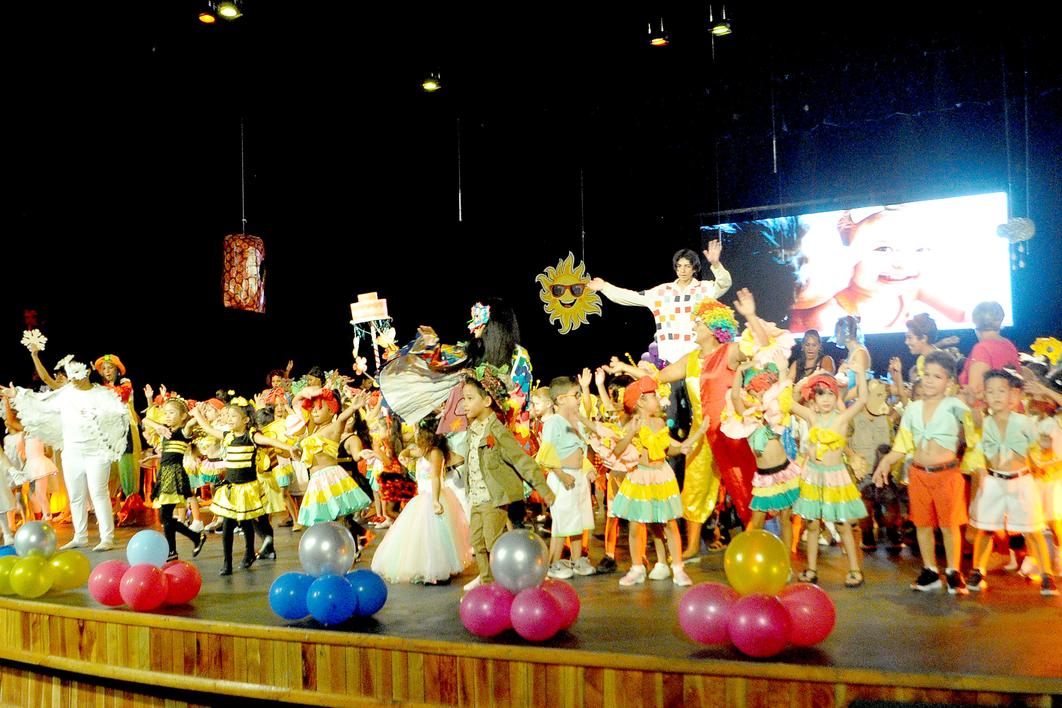 Color y alegría en aniversario 63 de los círculos infantiles (+ fotos) Color y alegría en aniversario 63 de los círculos infantiles (+ fotos)