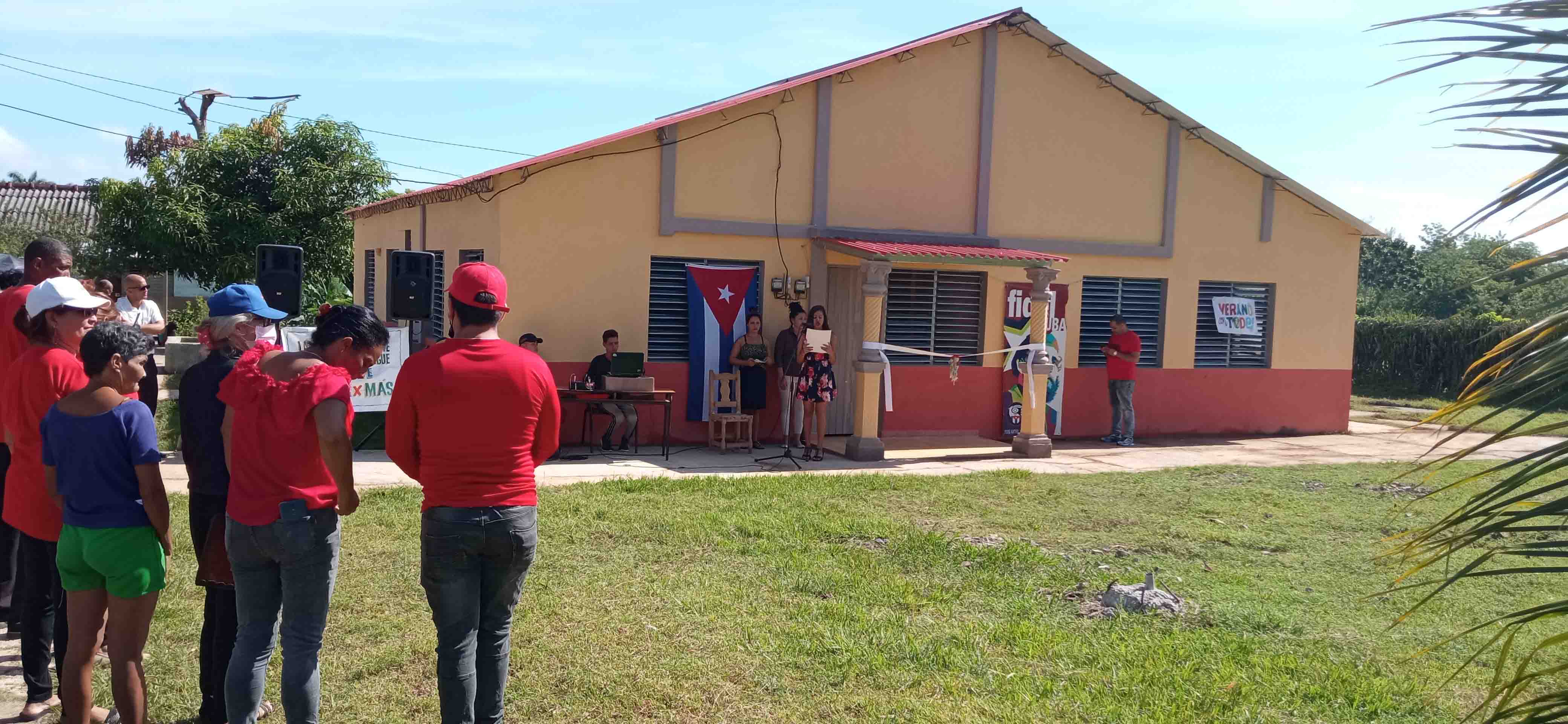 Crece índice poblacional en comunidades de la Ciudad Escolar Camilo Cienfuegos Crece índice poblacional en comunidades de la Ciudad Escolar Camilo Cienfuegos