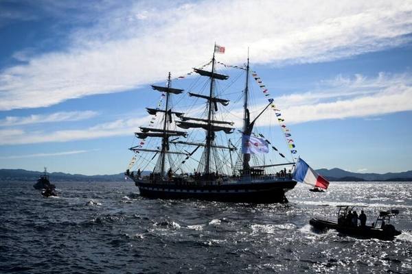 Desembarca en Francia la llama olímpica de París-2024