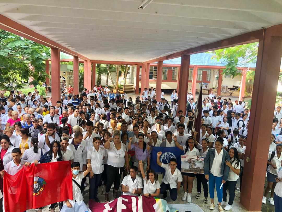 Estudiantes de Granma se solidarizan con universitarios de Estados Unidos Estudiantes de Granma se solidarizan con universitarios de Estados Unidos