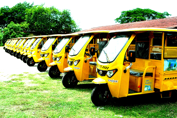 Ecotaxis sobre calles bayamesas Ecotaxis sobre calles bayamesas