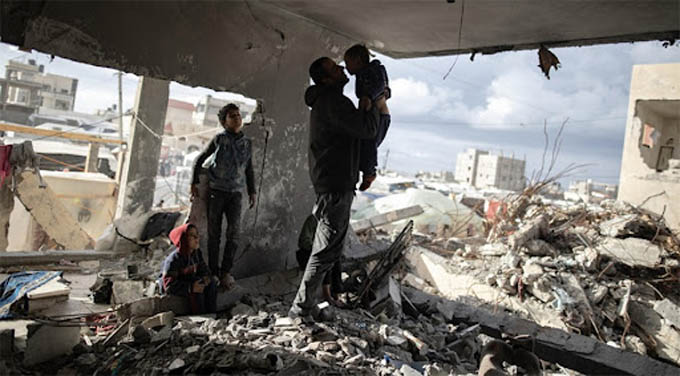 Desarrollo humano en Gaza, otra víctima de la ofensiva israelí Desarrollo humano en Gaza, otra víctima de la ofensiva israelí