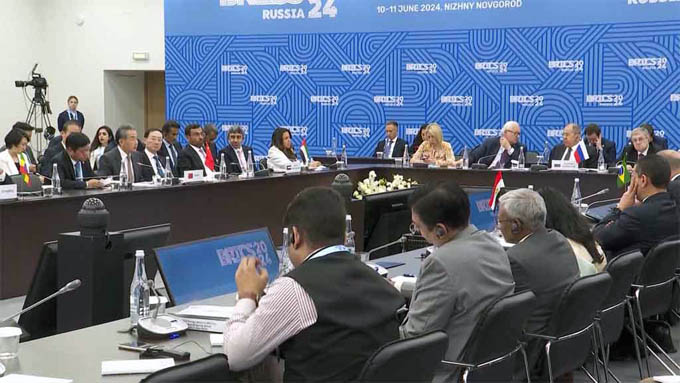 La adhesión de más países al BRICS favorece multipolarización mundial La adhesión de más países al BRICS favorece multipolarización mundial